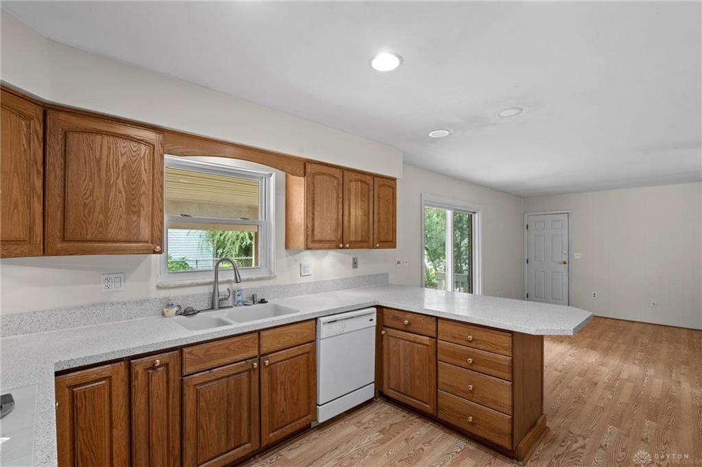 6560 Semley Property Photo 11