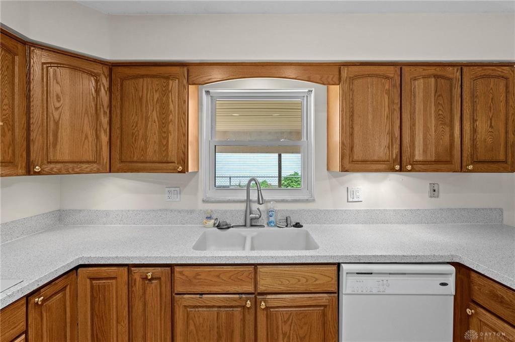 6560 Semley Property Photo 12
