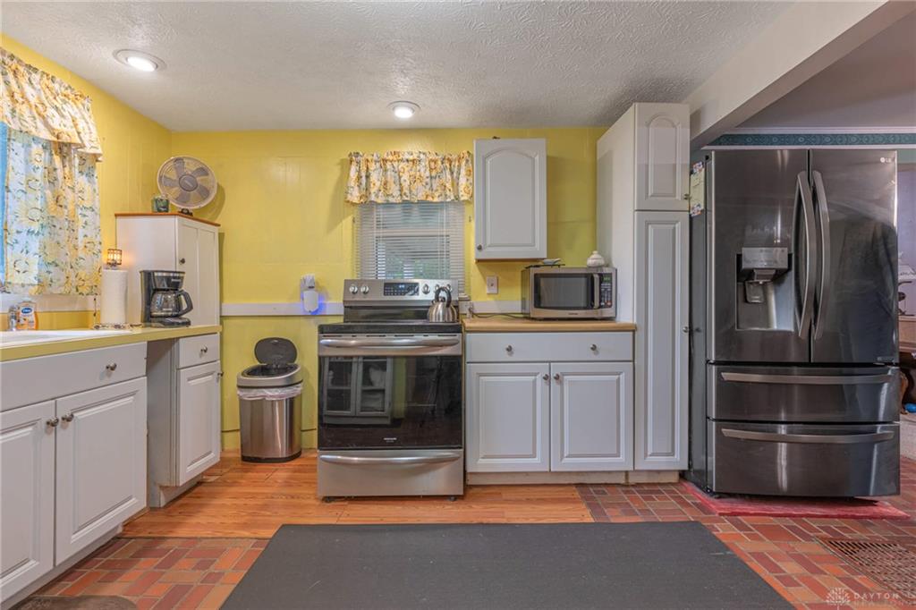 7570 Troy Property Photo 19