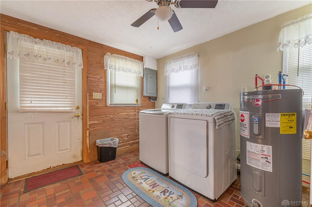 7570 Troy Property Photo 21