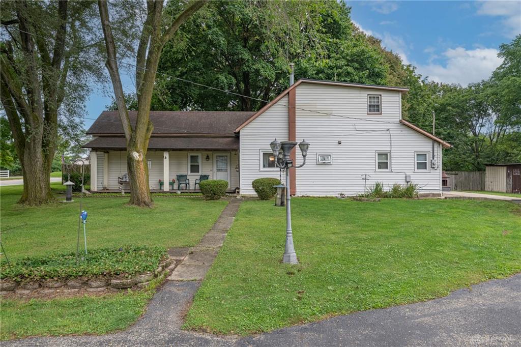 7570 Troy Property Photo 36