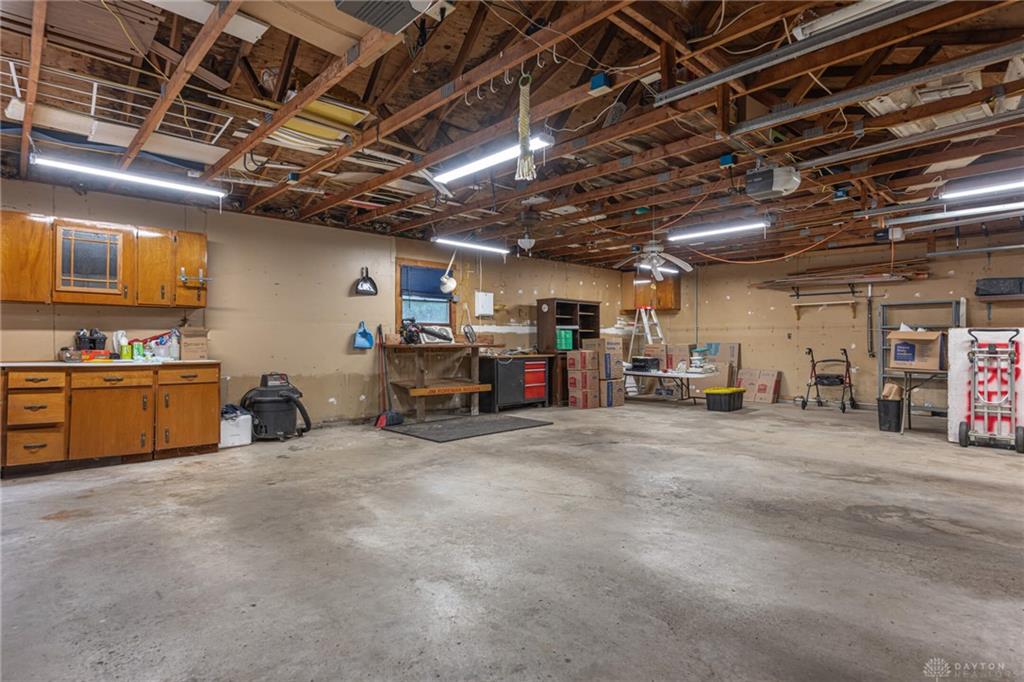 7570 Troy Property Photo 38