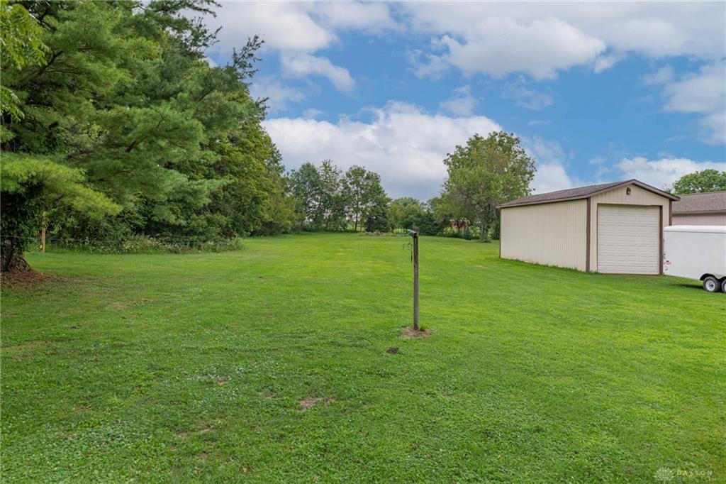 7570 Troy Property Photo 40