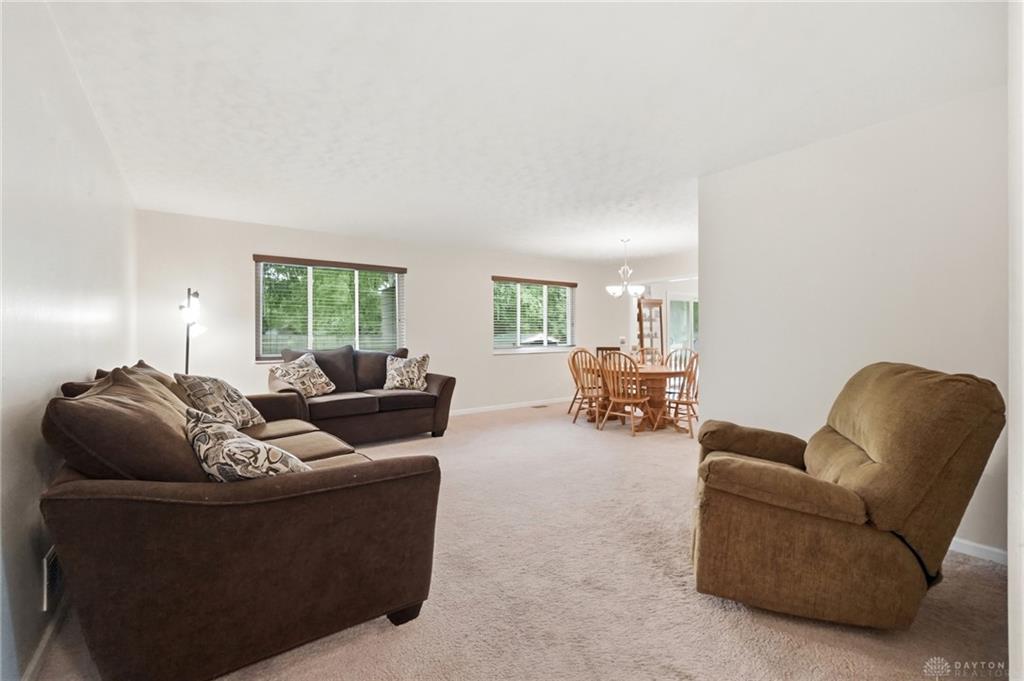 8919 Deep Forest Property Photo 7