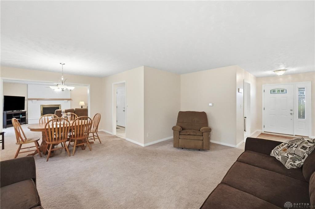 8919 Deep Forest Property Photo 9
