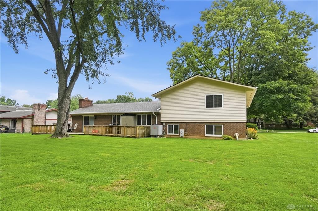 8919 Deep Forest Property Photo 55