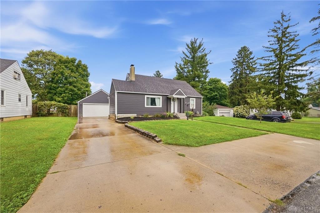 39 Oaksmere Property Photo 1