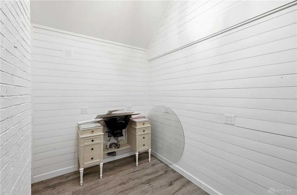 39 Oaksmere Property Photo 14