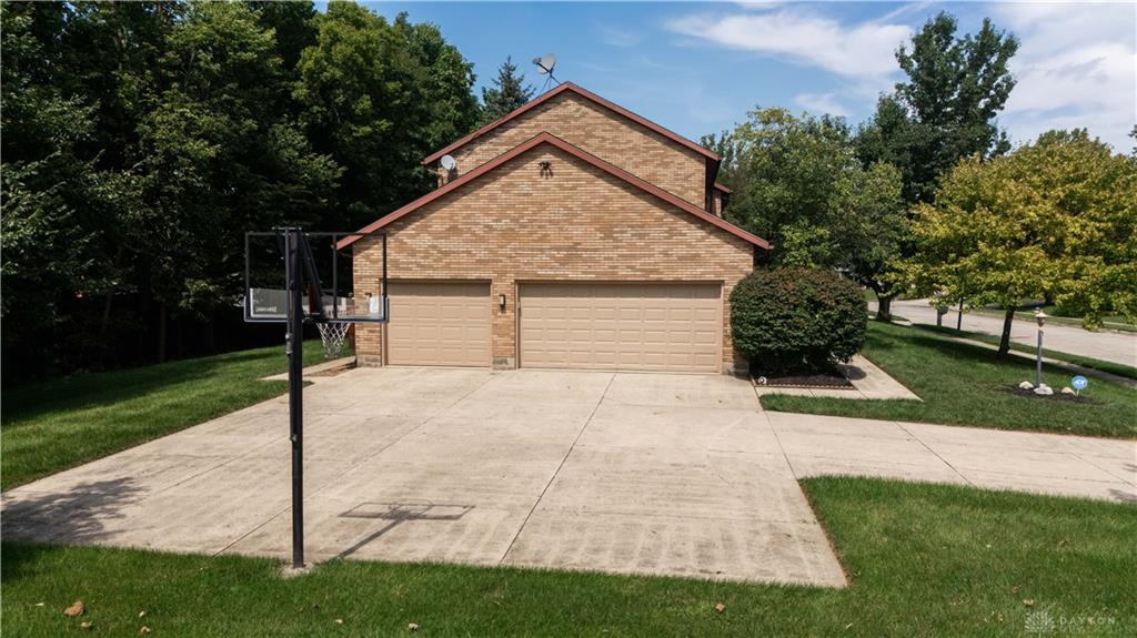 3131 Imperial Property Photo 5