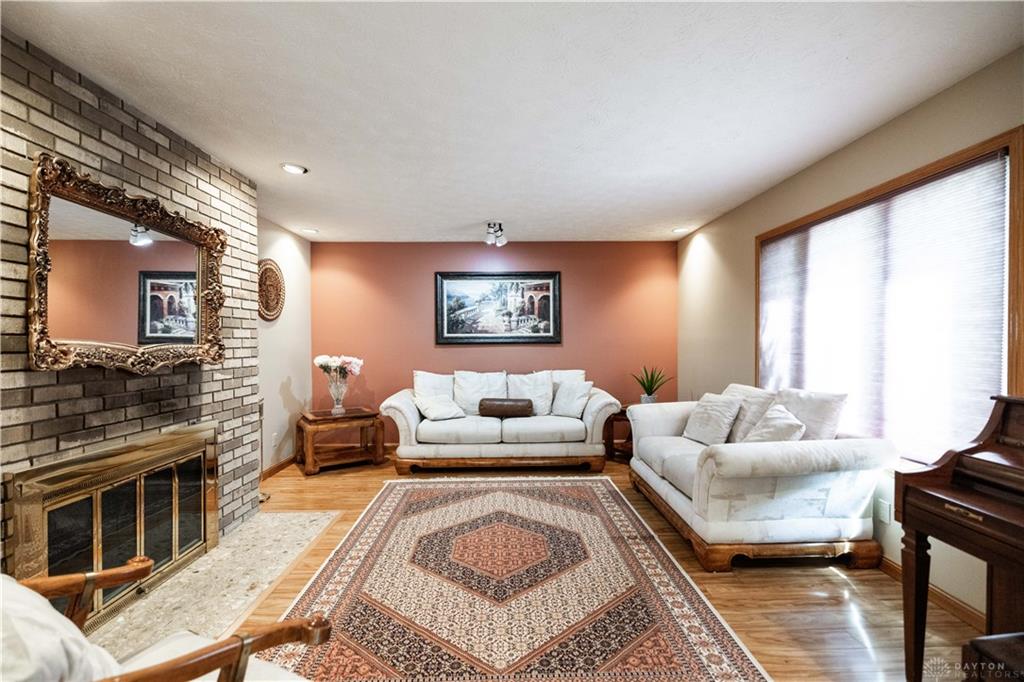 3131 Imperial Property Photo 11