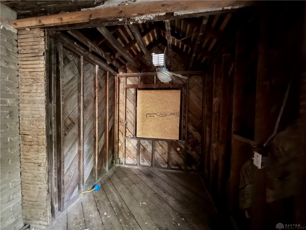 124 Victor Property Photo 15