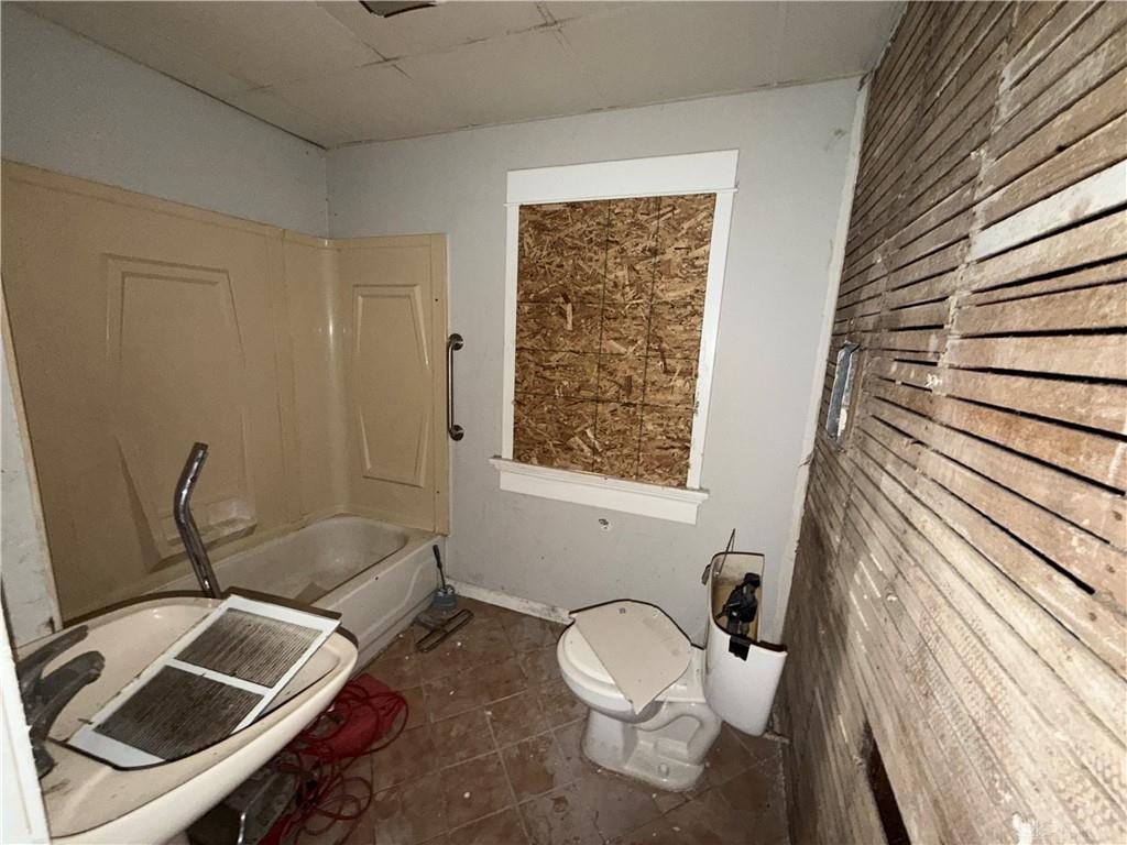 124 Victor Property Photo 27