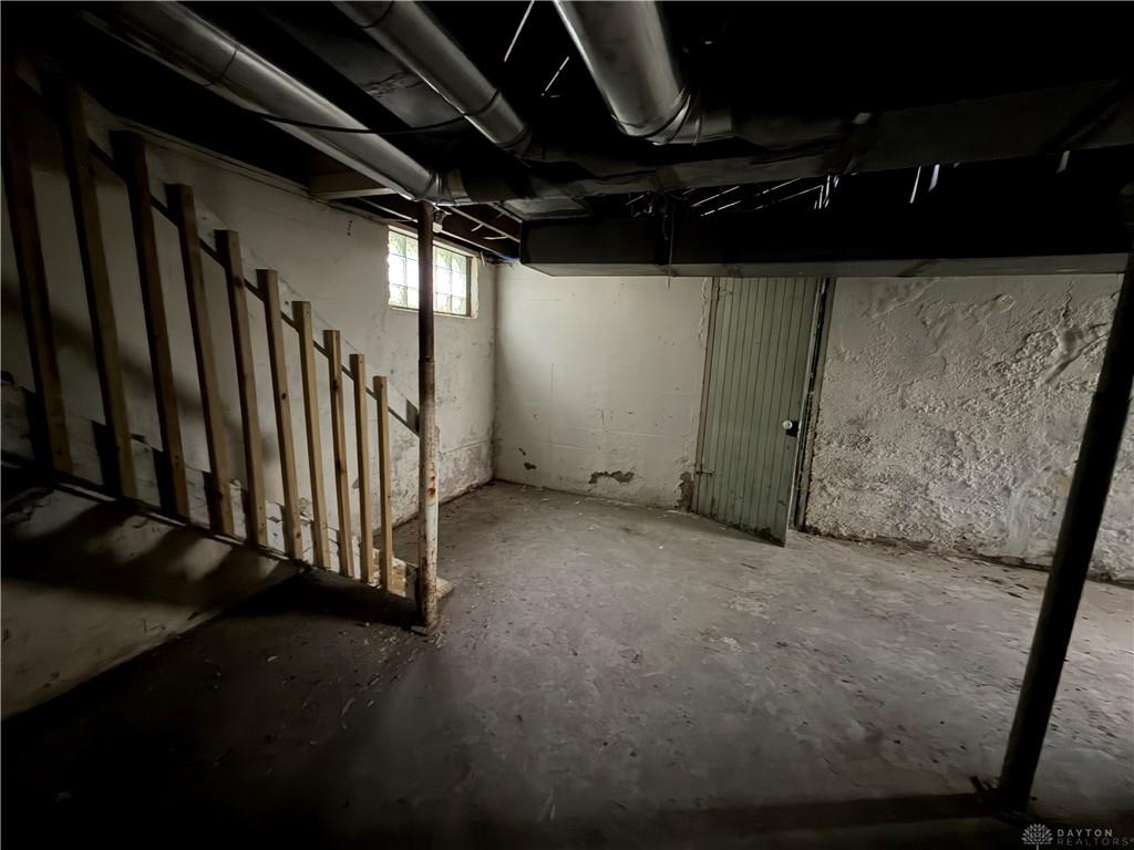 124 Victor Property Photo 33