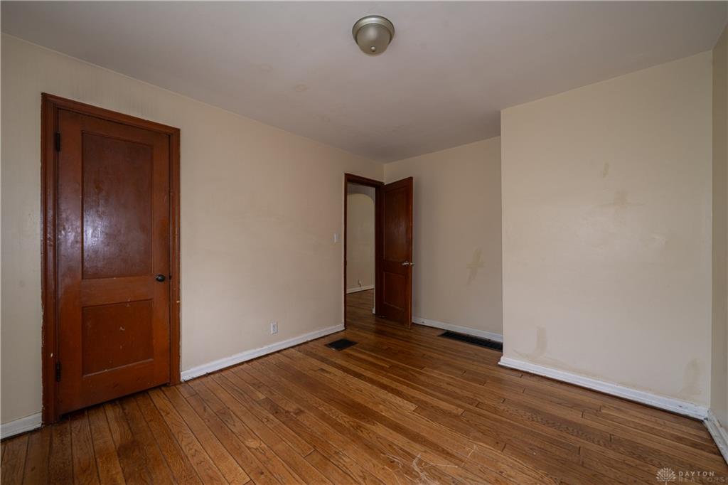 345 E Bruce Property Photo 13