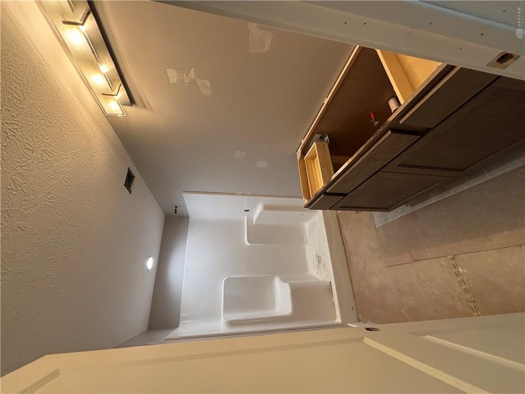613 Christopher Property Photo 32