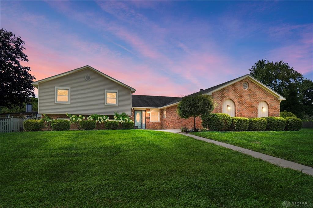 4041 Shadowleaf Property Photo 1