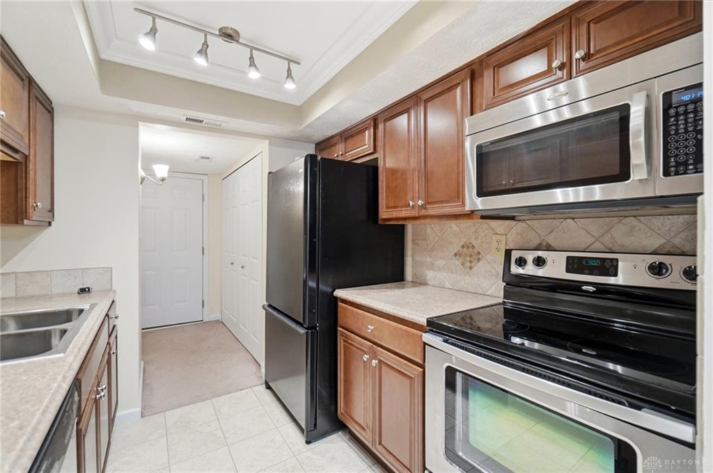 1334 Black Forest B Property Photo 12
