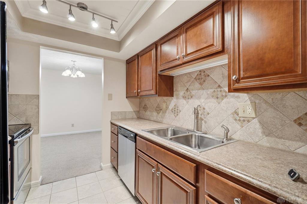 1334 Black Forest B Property Photo 13