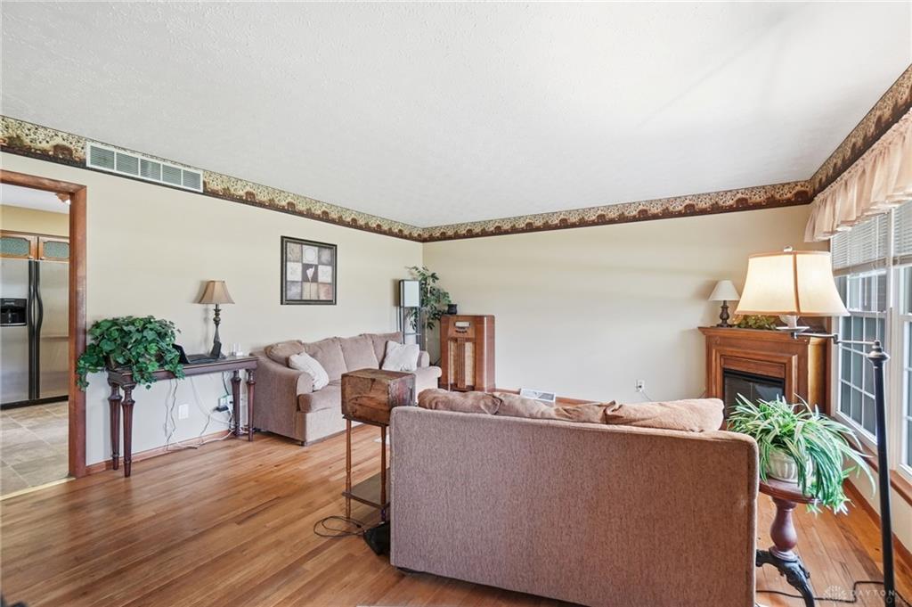 101 Clifton Property Photo 13