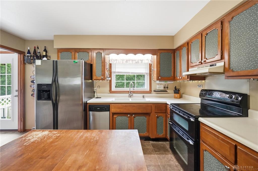 101 Clifton Property Photo 19