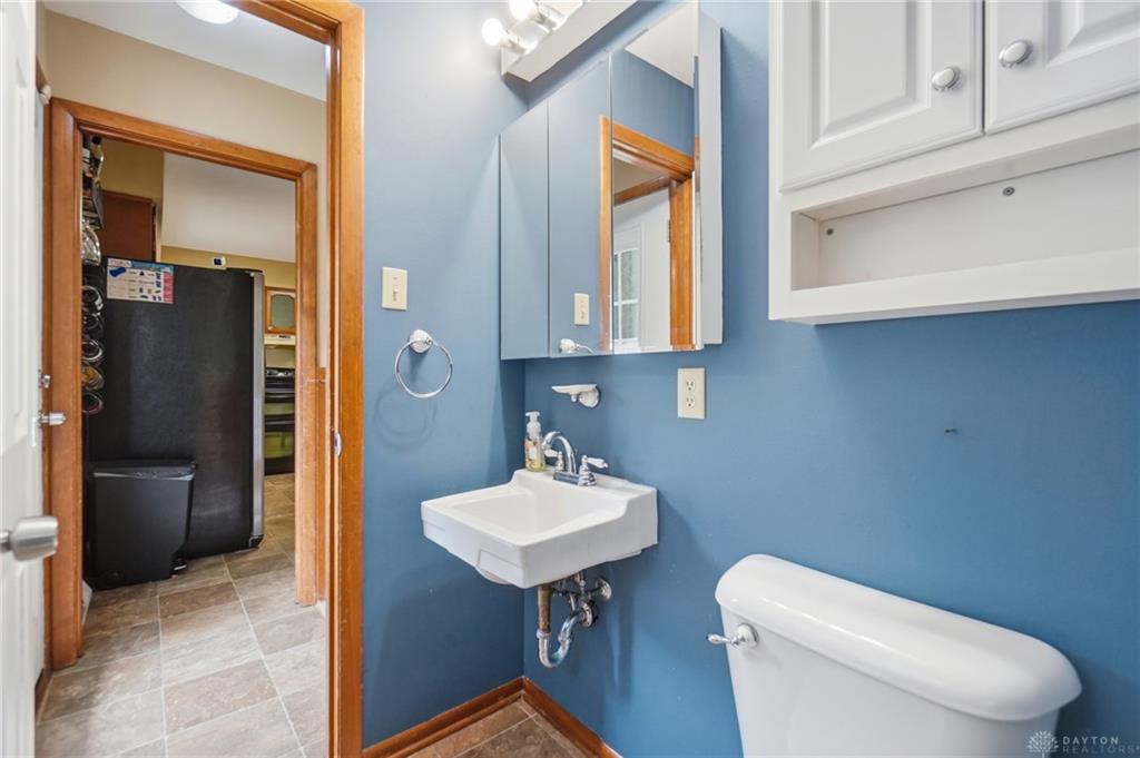 101 Clifton Property Photo 32