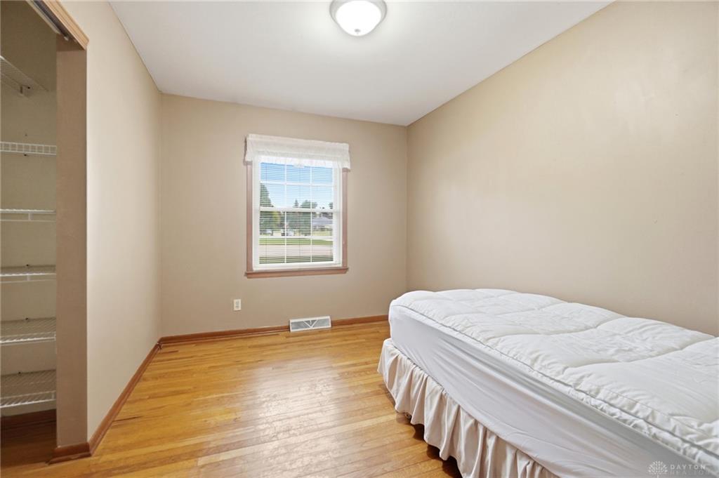 101 Clifton Property Photo 34
