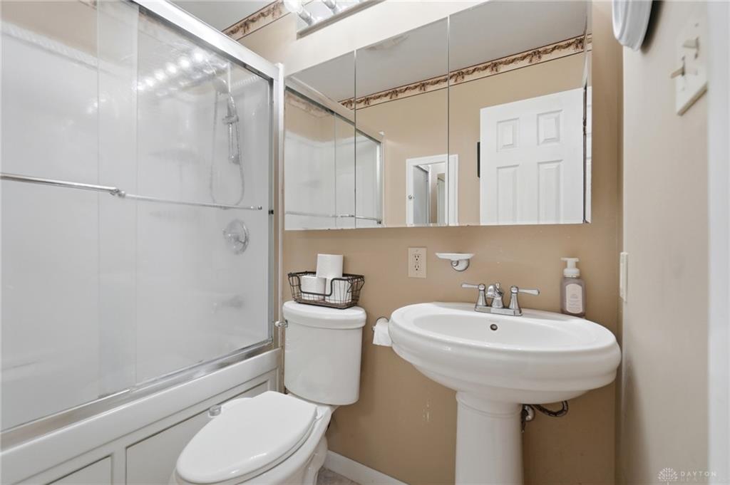 101 Clifton Property Photo 37