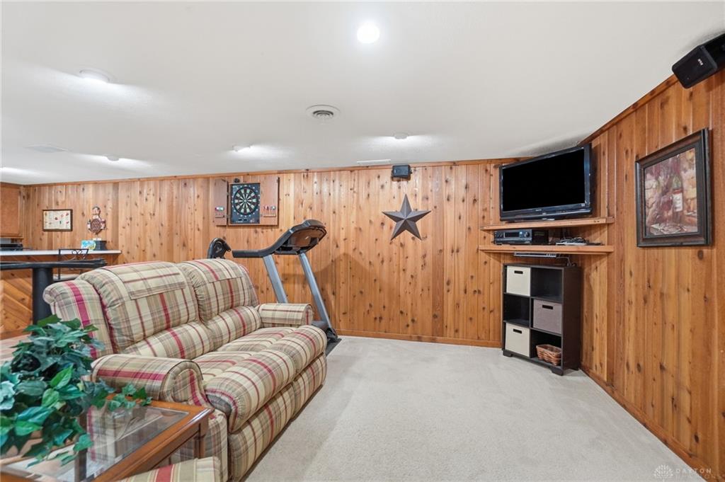 101 Clifton Property Photo 41