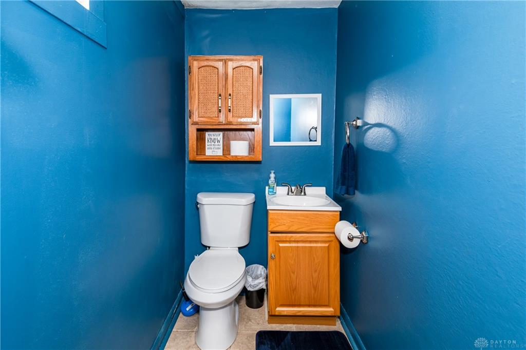 2425 Lorna Property Photo 19