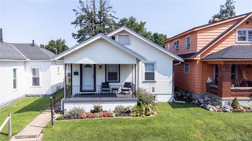 1723 Gondert Property Photo 1
