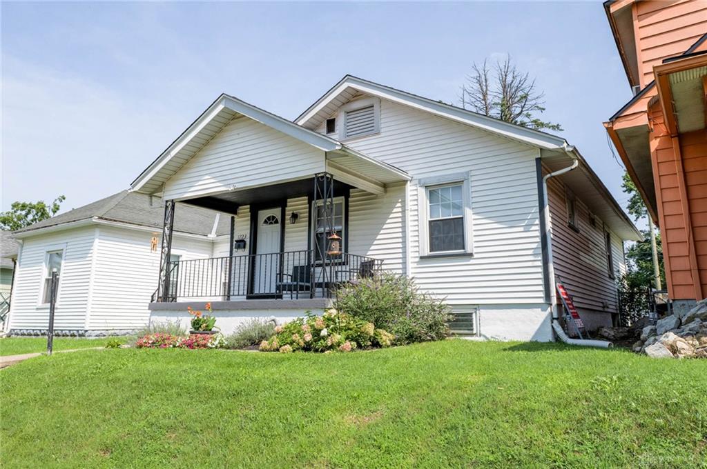 1723 Gondert Property Photo 47