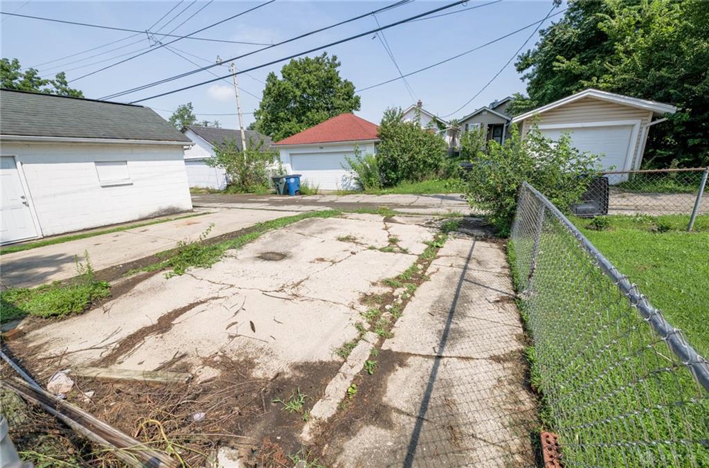 1723 Gondert Property Photo 51