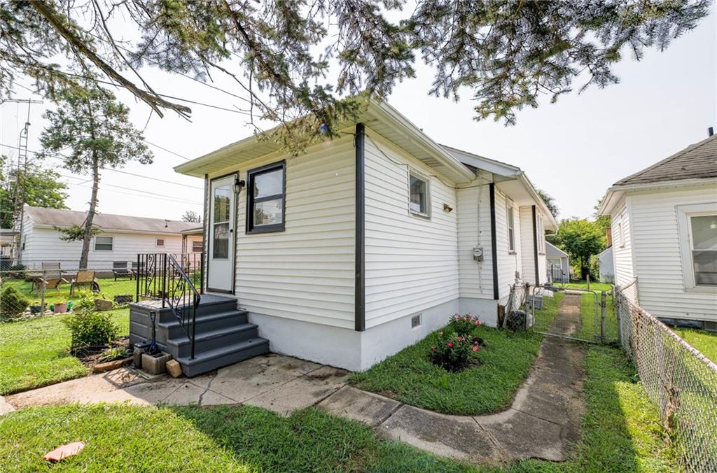 1723 Gondert Property Photo 52