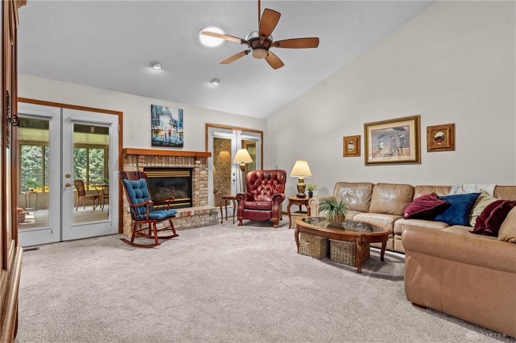 8495 Highmount Property Photo 5