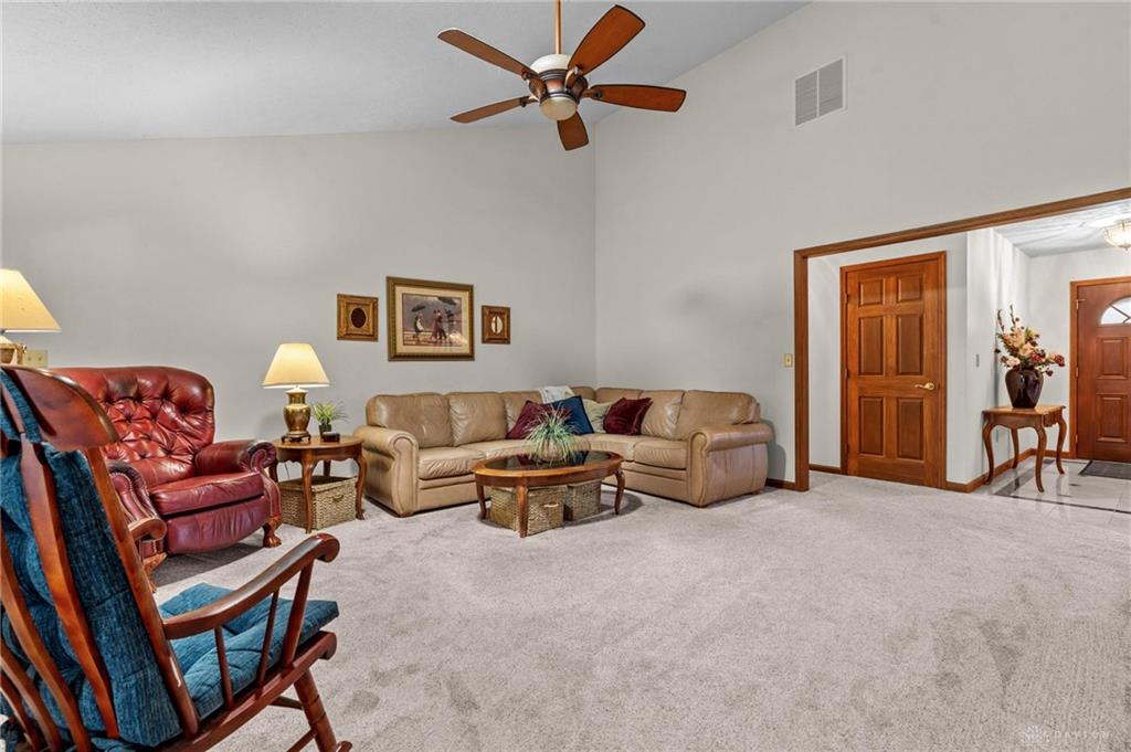 8495 Highmount Property Photo 6