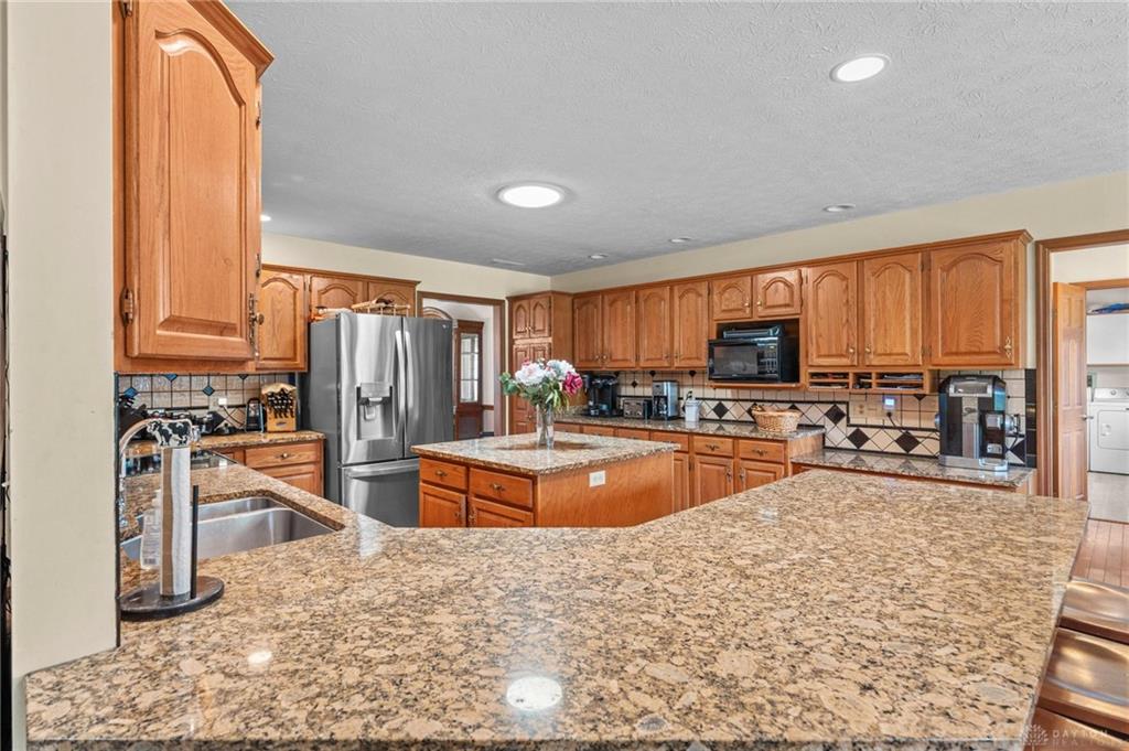 8495 Highmount Property Photo 10