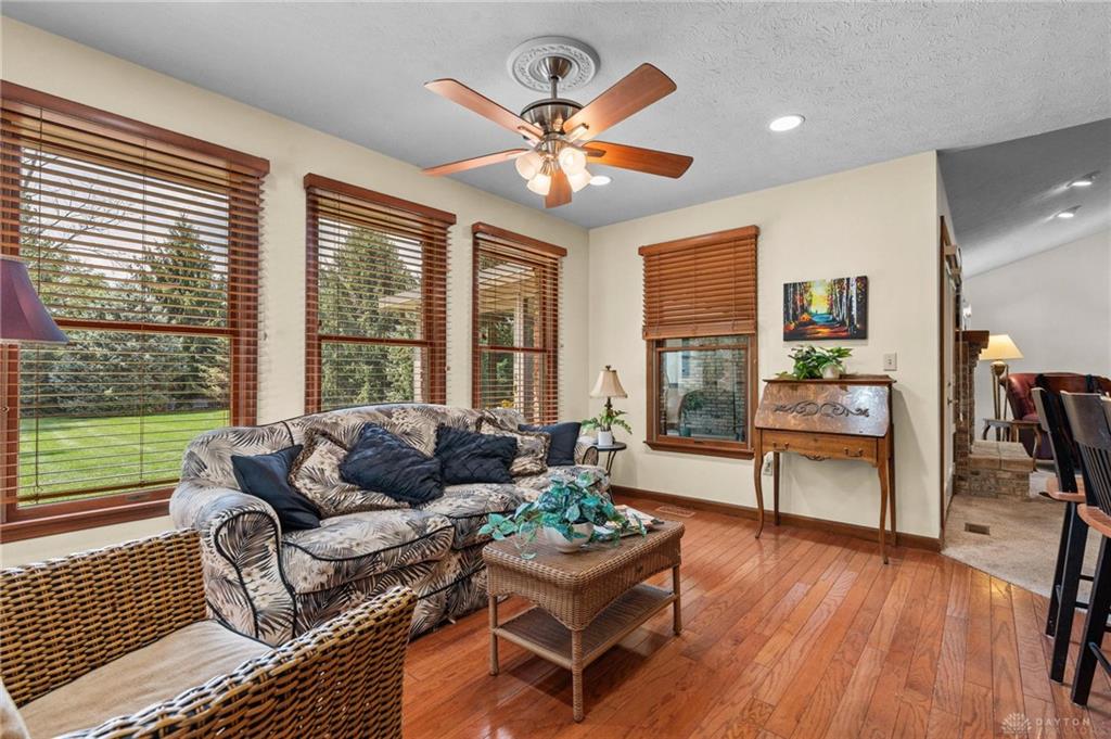 8495 Highmount Property Photo 14