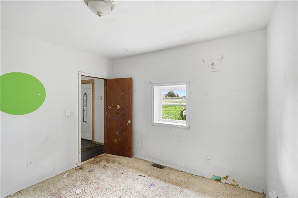 7393 Greenbush Property Photo 9