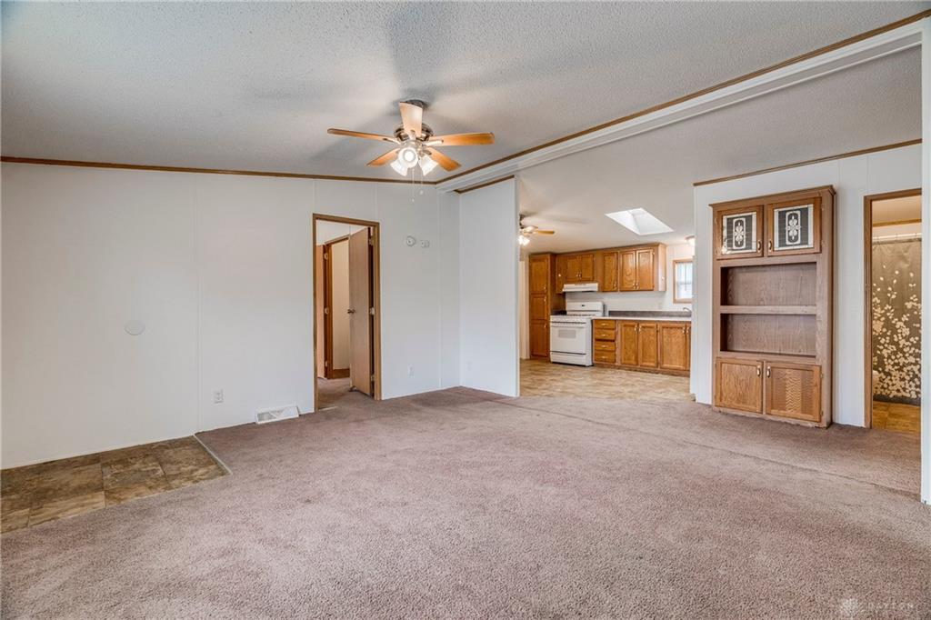 17 Bay Meadow Dr Property Photo 6