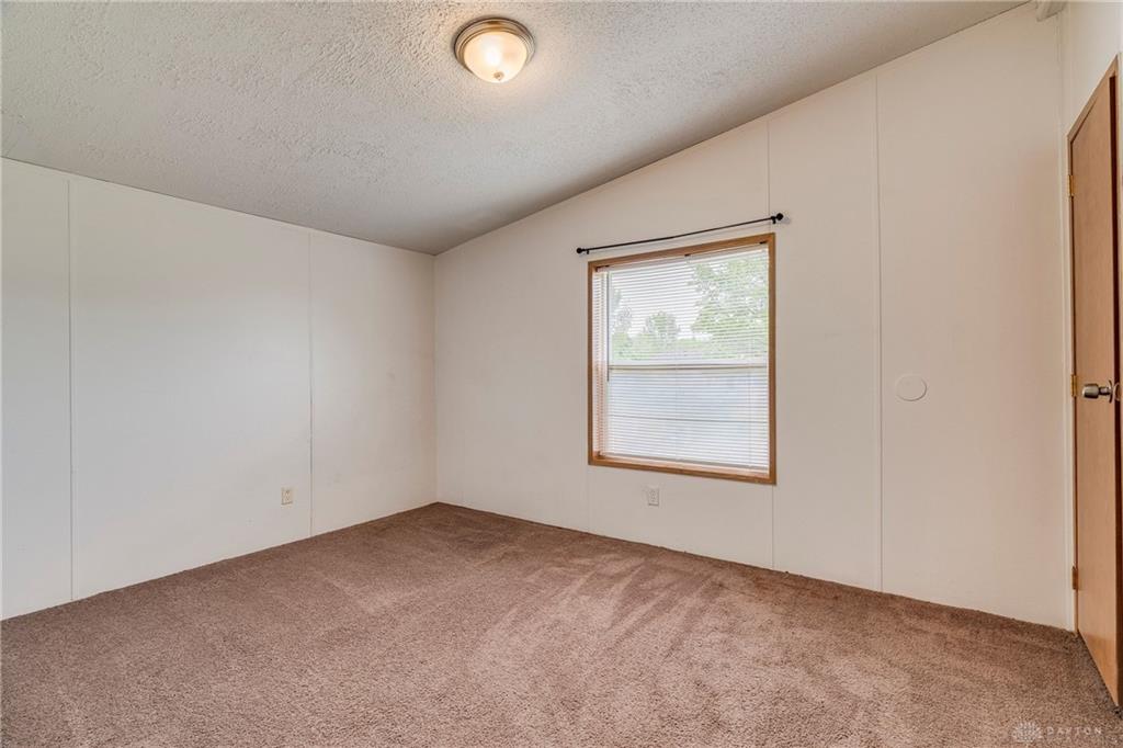 17 Bay Meadow Dr Property Photo 18