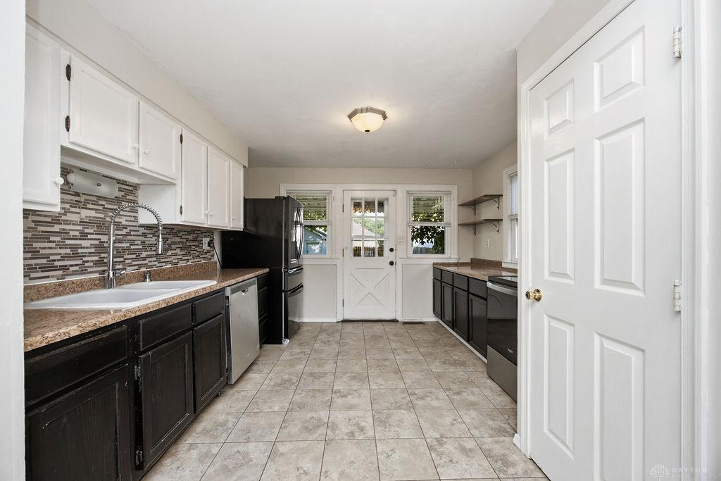 114 Harrison Property Photo 16