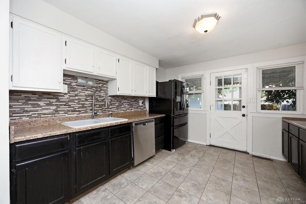 114 Harrison Property Photo 17