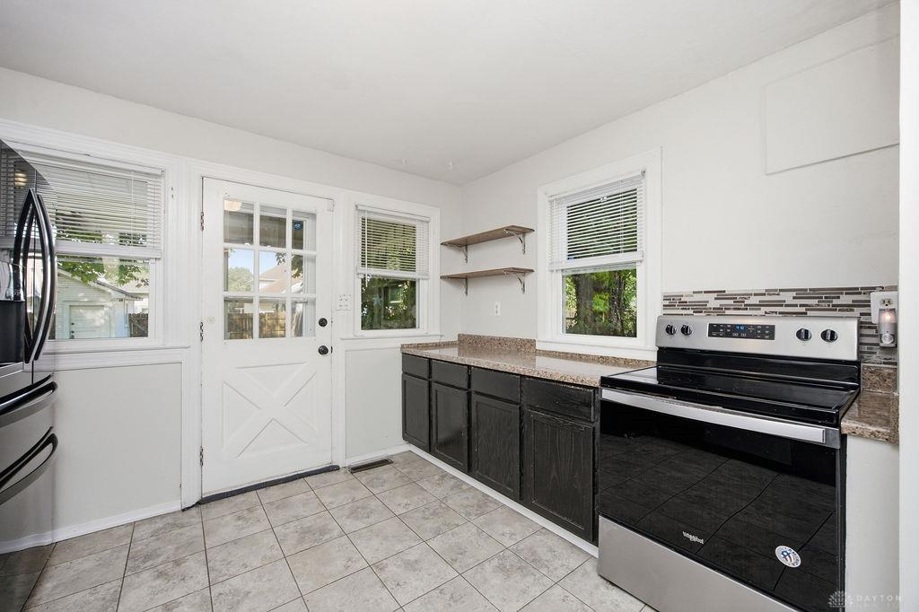 114 Harrison Property Photo 18