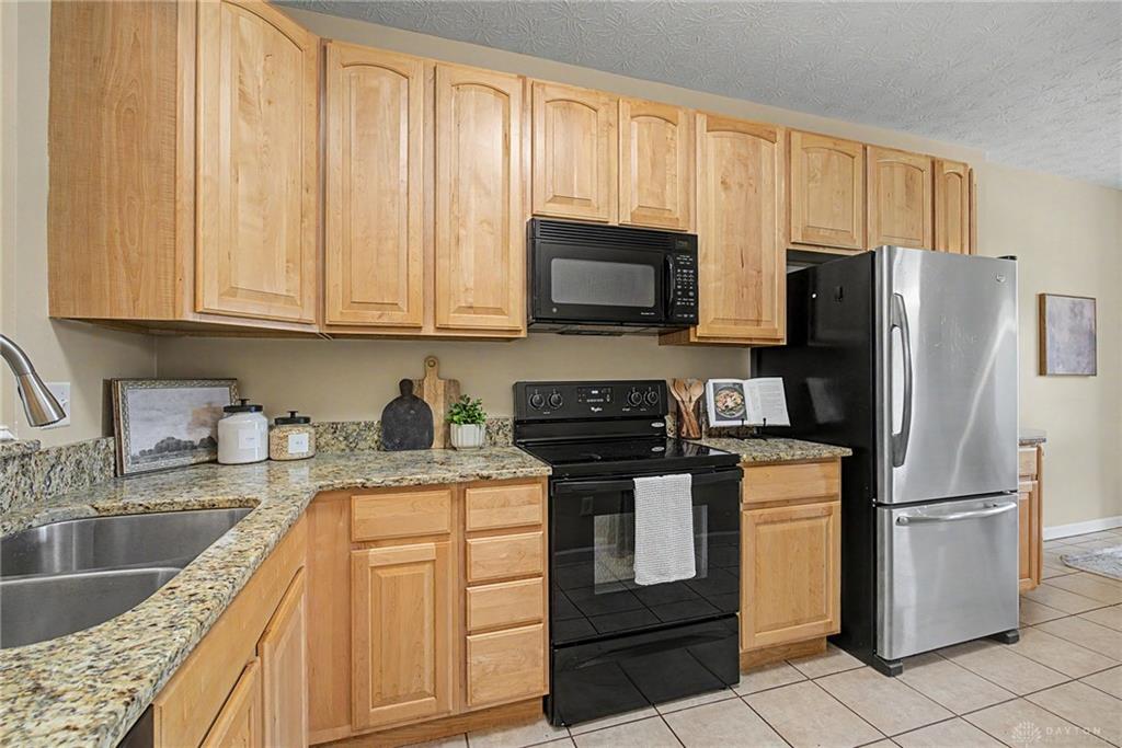 3827 Taft Property Photo 12