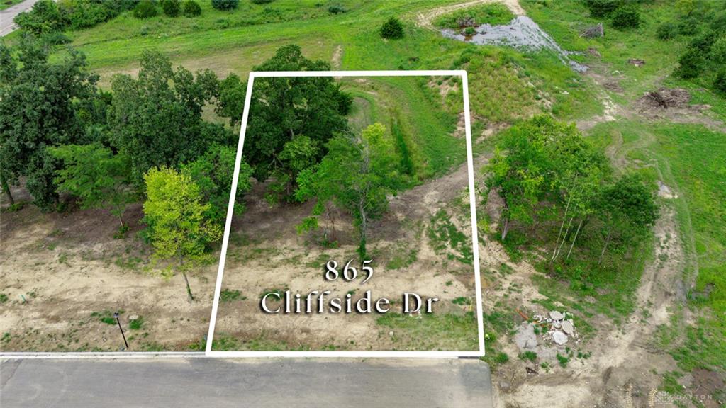 865 Cliffside Property Photo 1