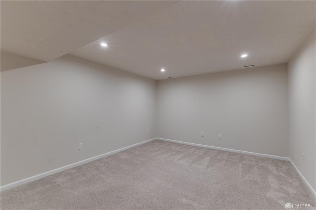 403 Sydney Property Photo 30