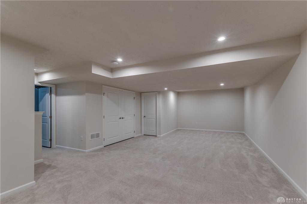 403 Sydney Property Photo 33