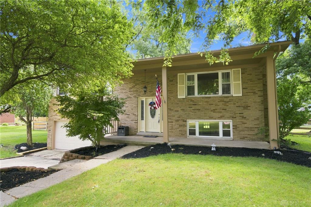 651 Charlotte Property Photo 1