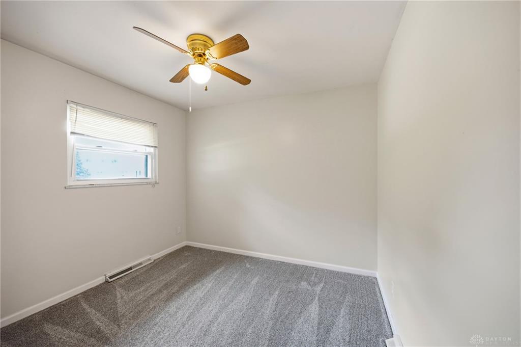 651 Charlotte Property Photo 15