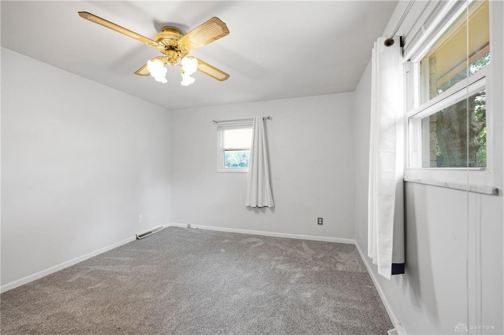 651 Charlotte Property Photo 23